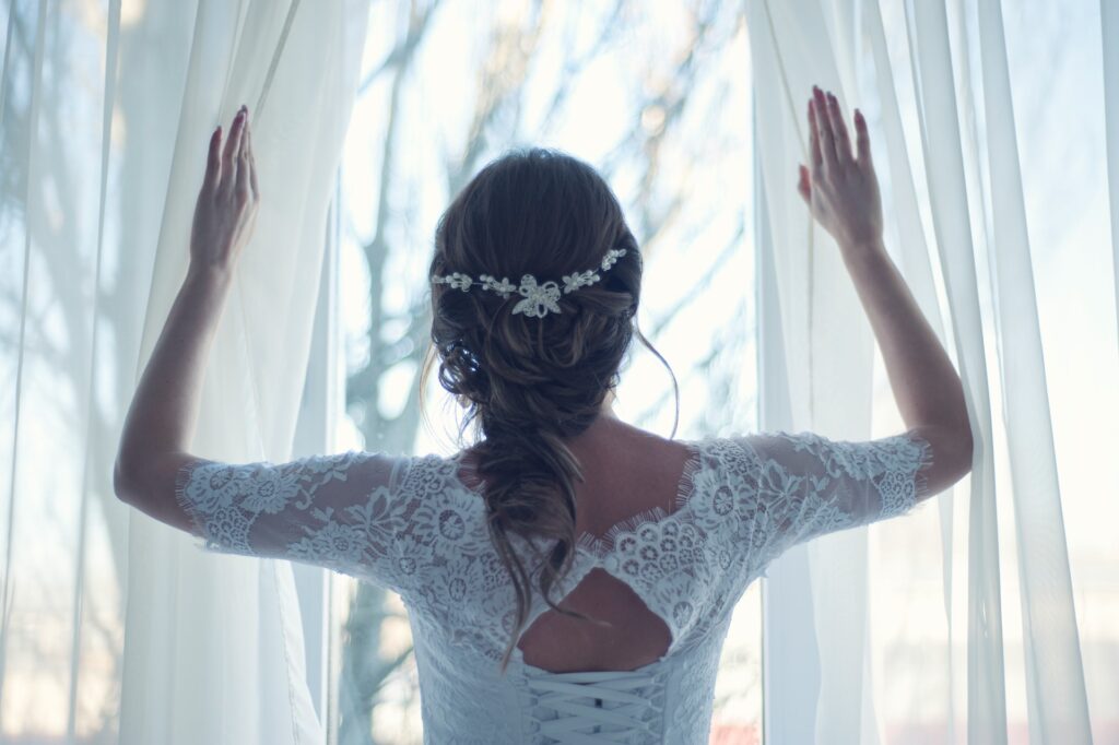 photo of back of glowing bride in Raleigh North Carolina after iv treatment